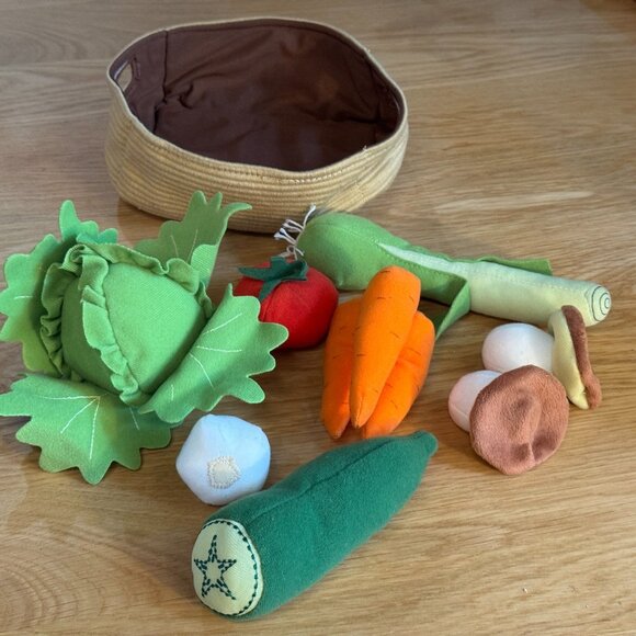 IKEA Duktig Plush Toy: Farmers Market Vegetable Basket 701.857.50 - Picture 11 of 15